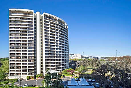 BreakFree Capital Tower Apartments