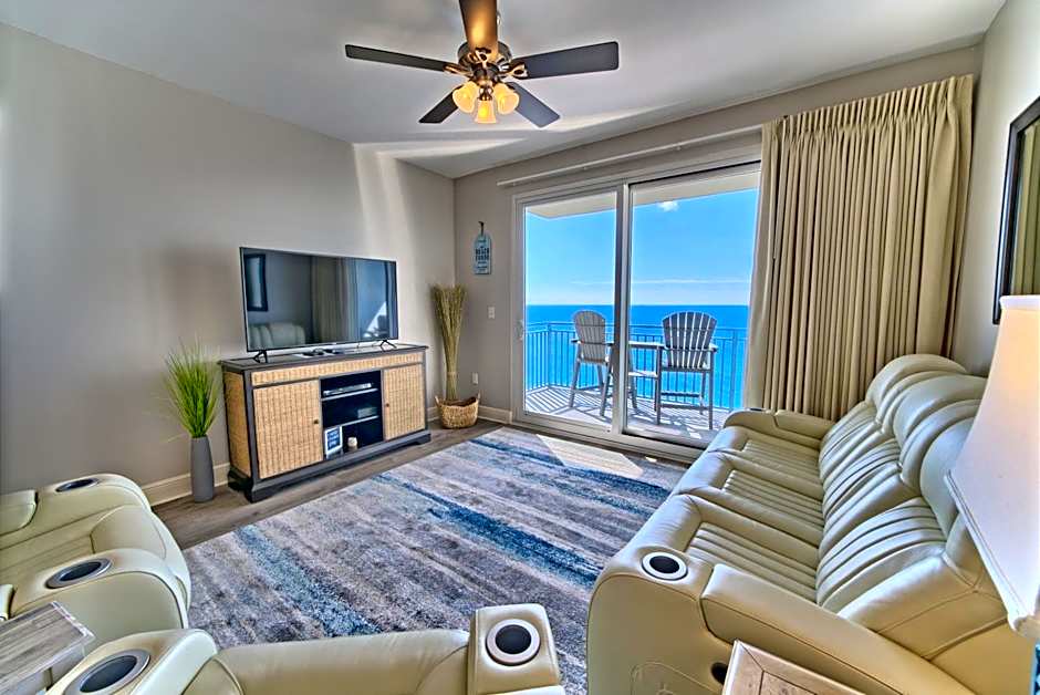 OCEAN FRONT CONDO w INCREDIBLE VIEWS