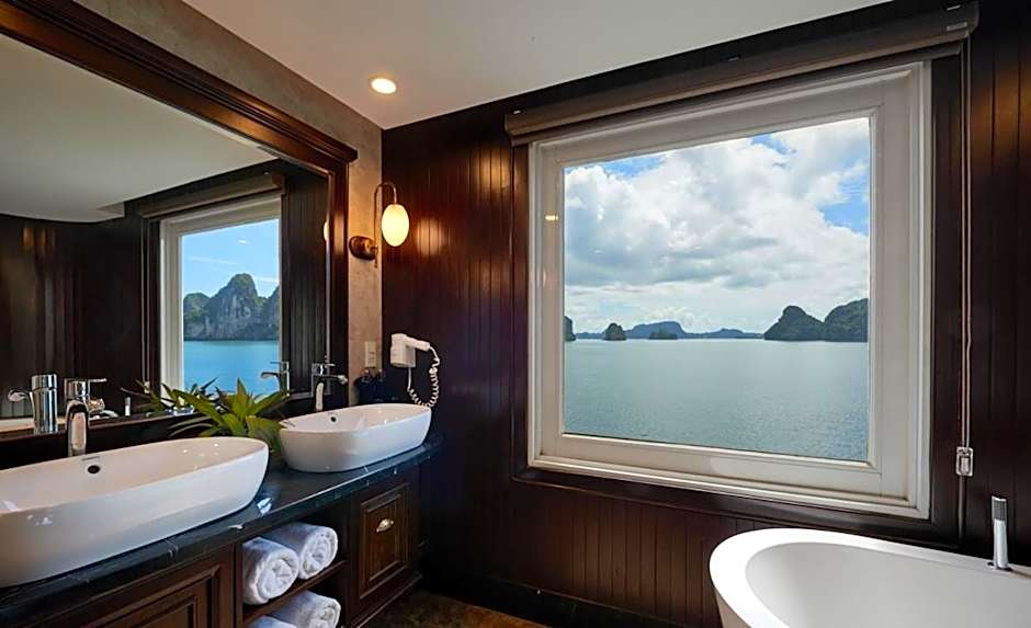 Paradise Elegance Cruise Halong