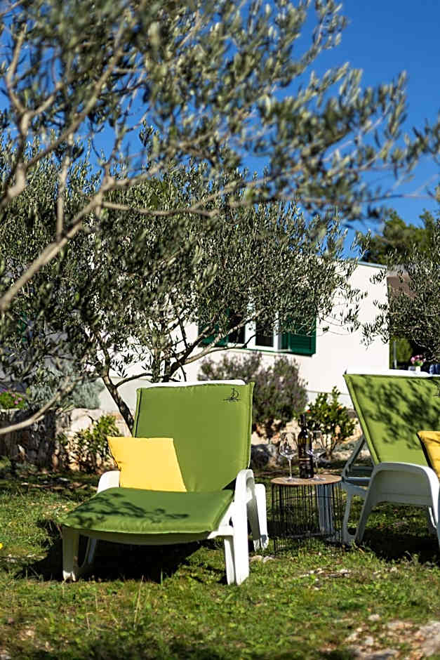 Olive Eden Holiday Home