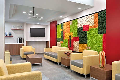 Days Inn & Suites by Wyndham Sherwood Park Edmonton