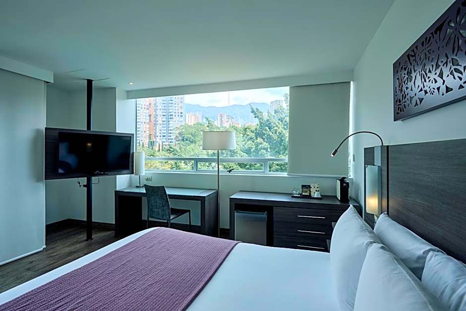 Hotel bh El Poblado