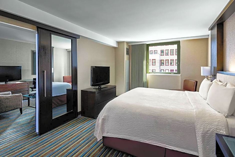 Courtyard by Marriott New York Manhattan/Times Square