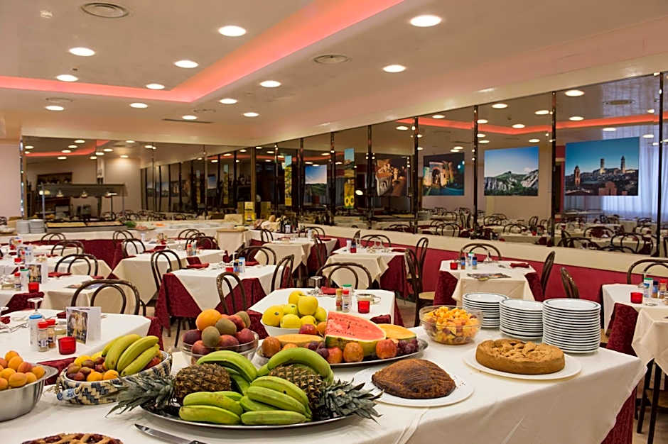 Hotel Miralaghi Family & Sport