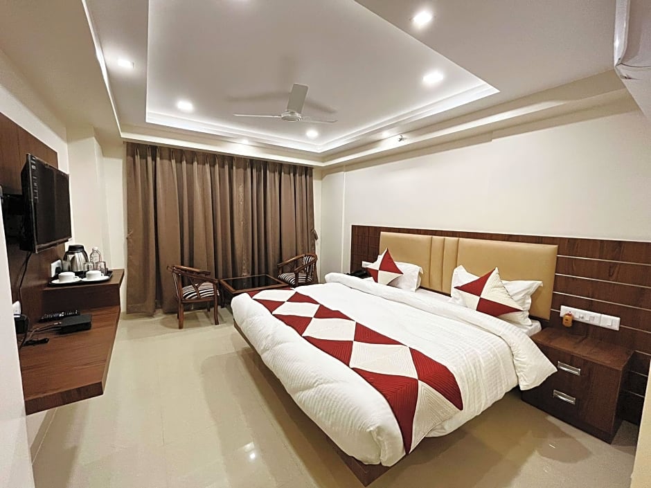HOTEL MK GRAND, ISHWAR TOWER NEAR PDR MALL, GODOWLIA