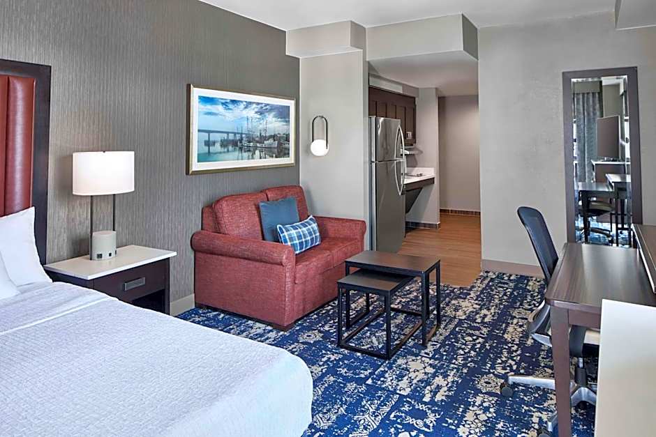 Homewood Suites by Hilton Savannah Historic District/Riverfront