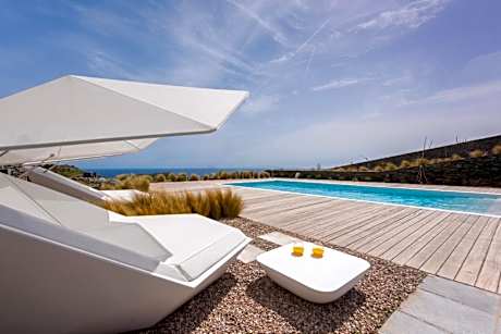 Elements Sifnos