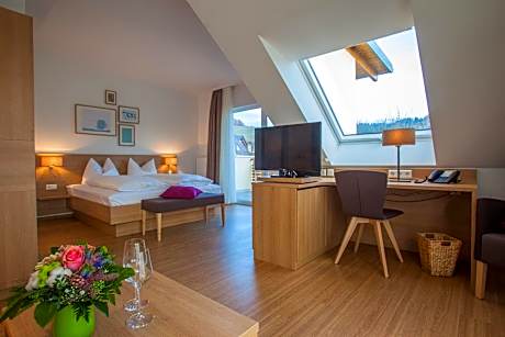 Junior Suite with Balcony