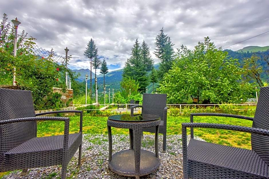 Baan By Snow City Farm