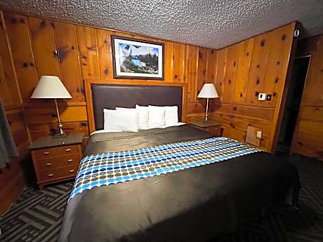 King Spa with Sofa Bed