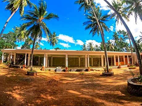 Hotel Varsha