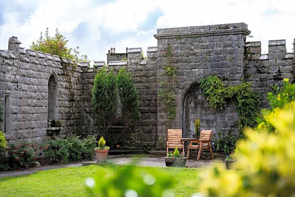 Lonsdale House Boutique Apartments