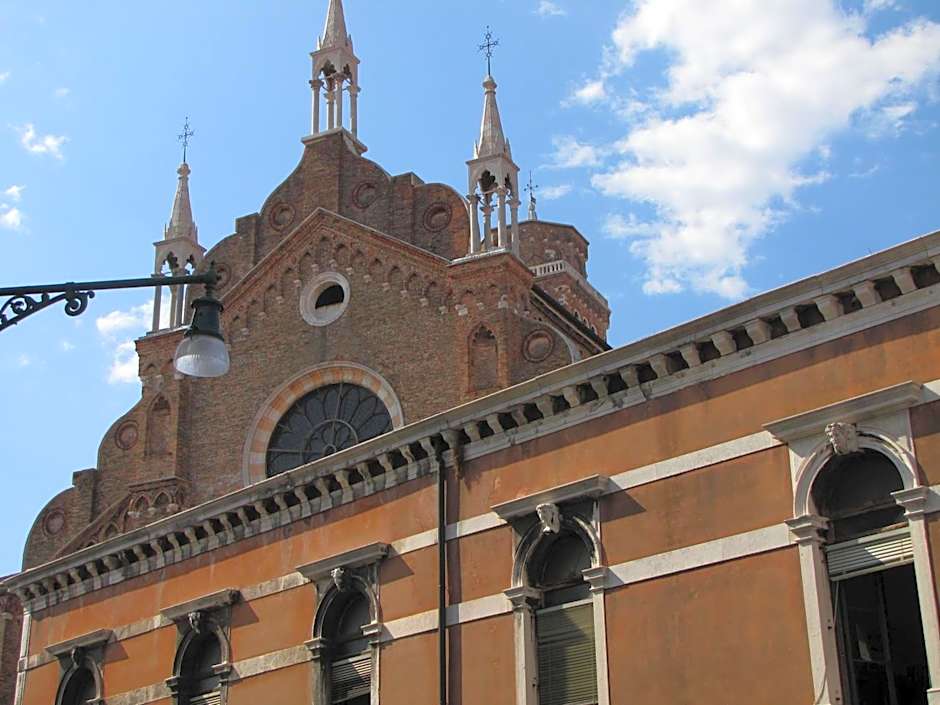 Ca' San Trovaso - 6 Rooms