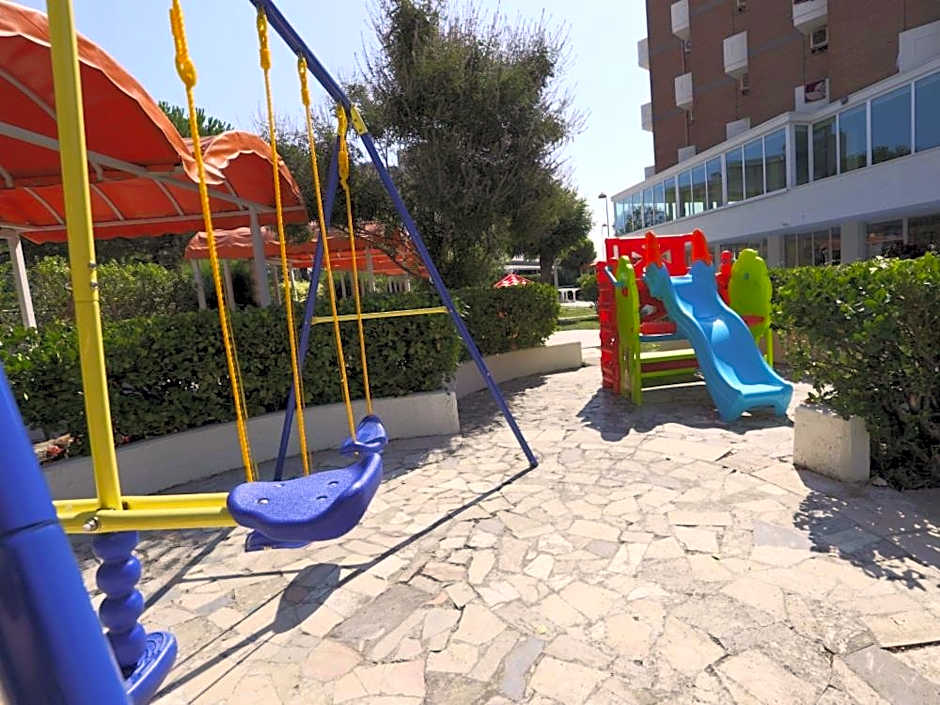 Hotel Marina Beach - Azzurro Club