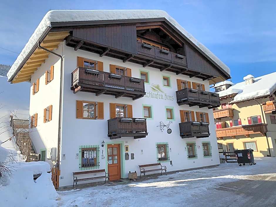 Bachlaufen Haus
