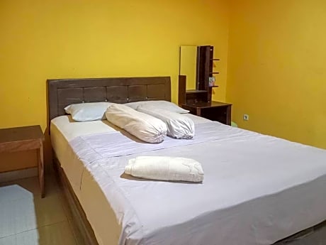Julista House Mitra RedDoorz