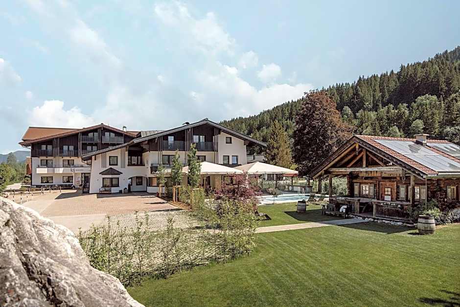 Hotel loj - our kind of place