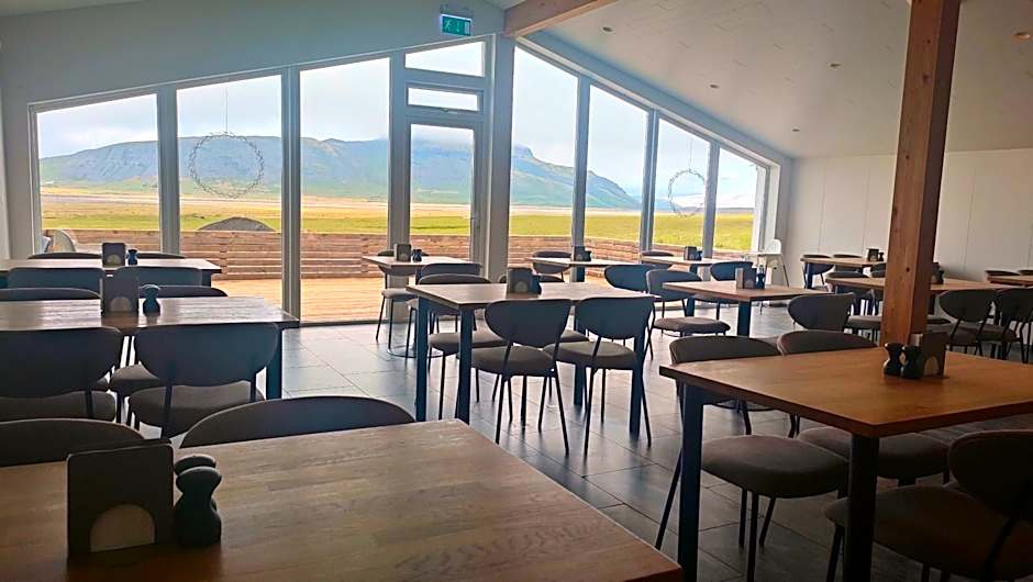 Glacier World - Hoffell Guesthouse