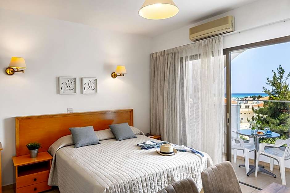 Stephanos Hotel Apartments