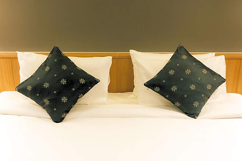 Pattanipirom Boutique Hotel