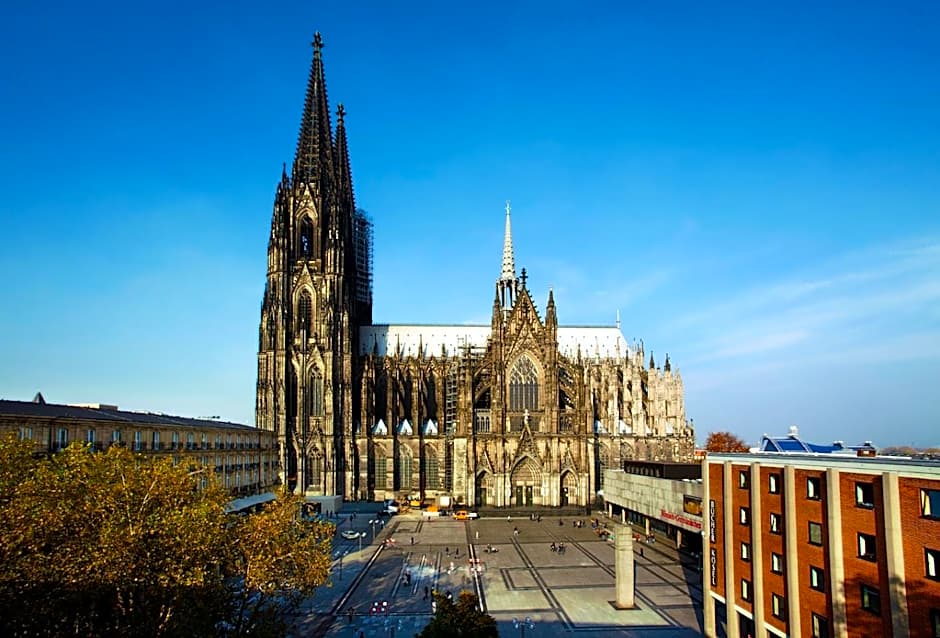 SMARTY Cologne Dom Hotel - Boardinghouse - KONTAKTLOSER SELF CHECK-IN