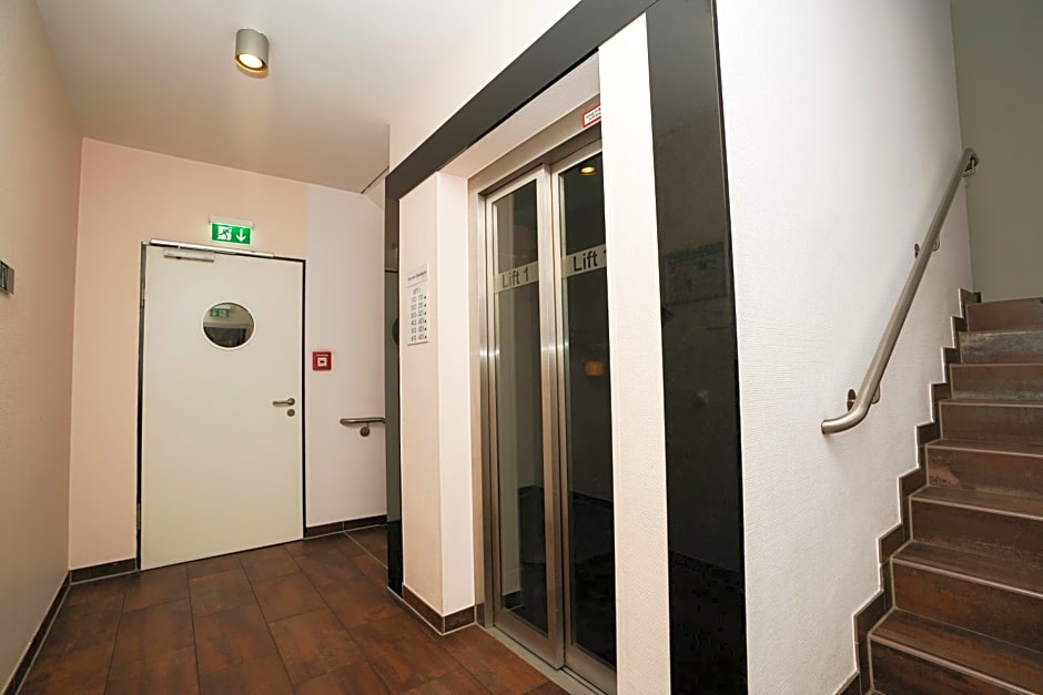 The Atrium Hotel