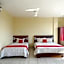 RedDoorz @ Losari Area 2 Makassar