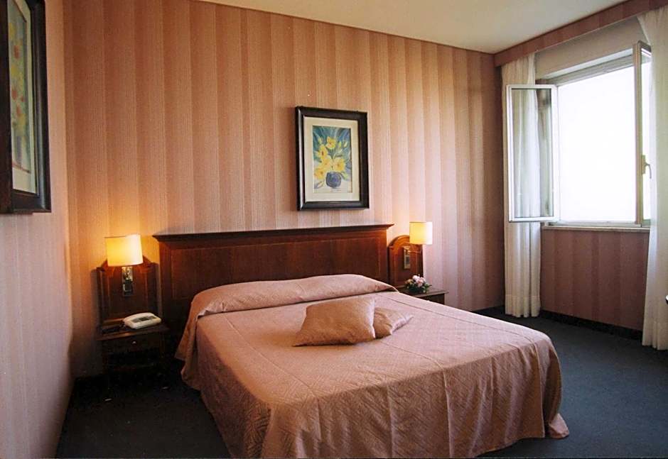 Hotel Esplanade