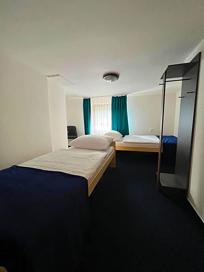 7Rooms