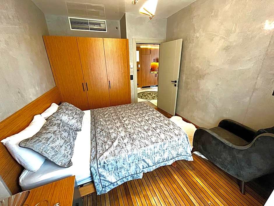 SABİHA GOKCEN İSTANBUL HOUSES Airport