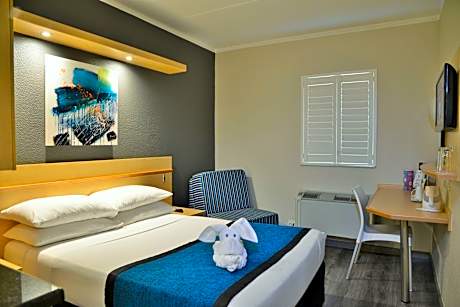 Double Room - Accessible, Non-Smoking