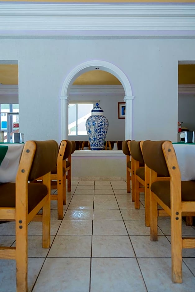 Hotel Zacatecas Courts