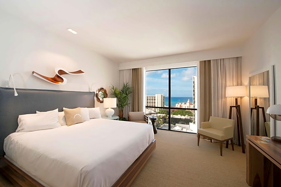 Hyatt Centric Waikiki Beach