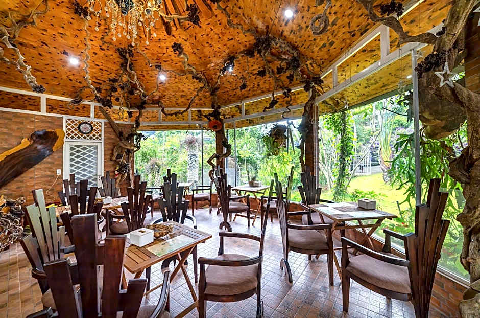 Dream Flower Dalat Hotel