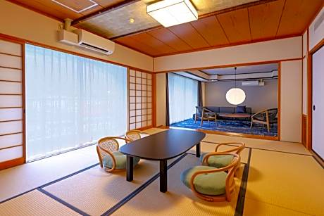 Suite Japanese-Style Room 85 sqm & Twin Room - Shower Only - Non-Smoking