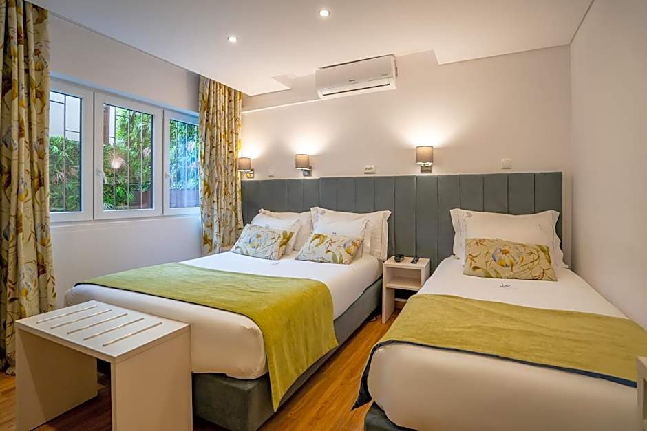 Dinya Lisbon Hotel & Lounge Bar