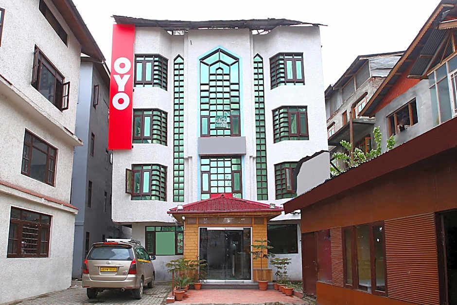 Hotel Azad by OYO – Srinagar, PA