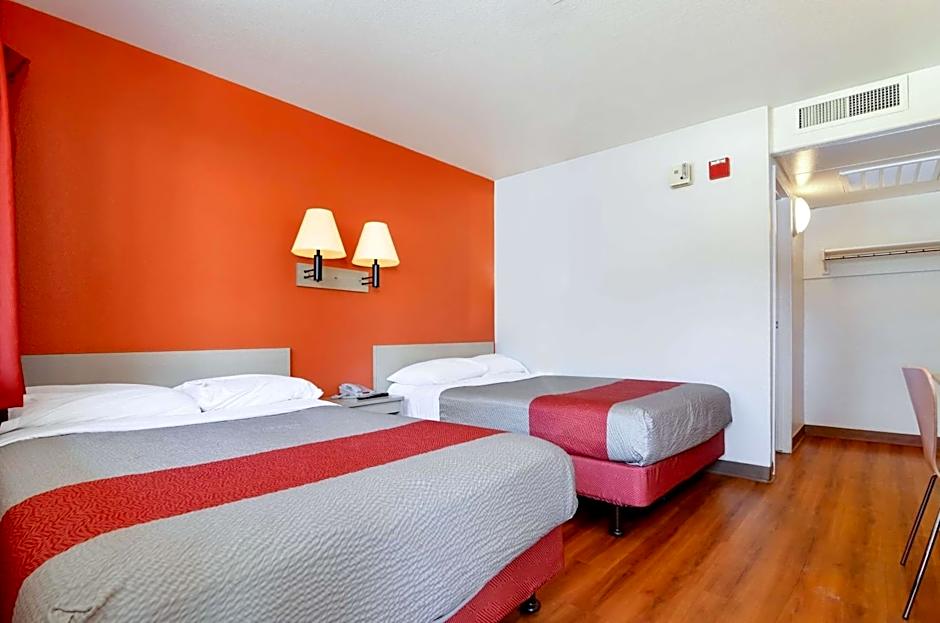 Motel 6-Big Bear Lake, CA