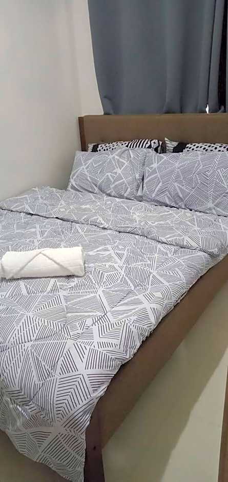 CONDO staycation Near Mall Of Asia