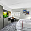 La Quinta Inn & Suites by Wyndham Jacksonville Mandarin