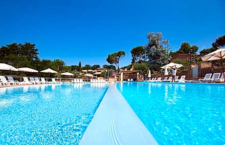 Residence with swimming - pool in Guardistallo