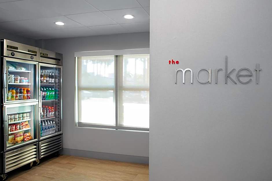 Courtyard by Marriott Miami Aventura Mall