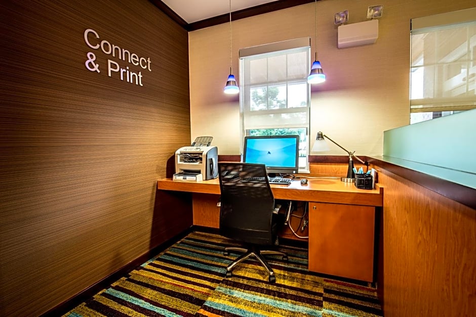 Fairfield Inn and Suites by Marriott Portsmouth Exeter