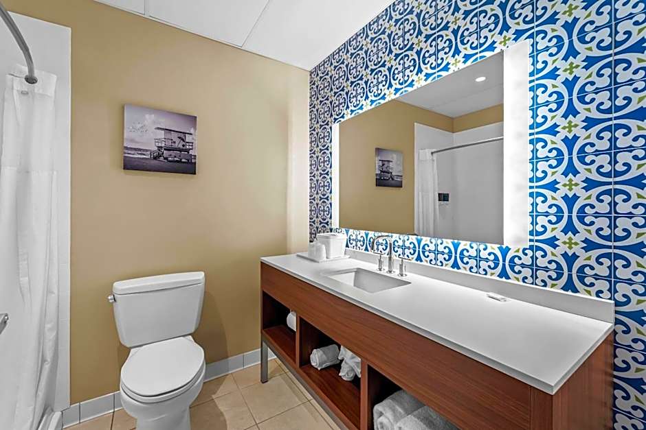 Days Inn & Suites by Wyndham Fort Myers Near JetBlue Park