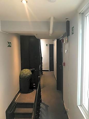 Royal Hotel