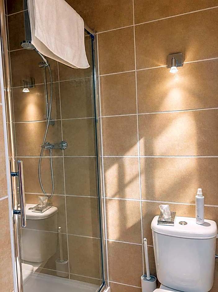 Hotel Cayrons Vence & St Paul de Vence