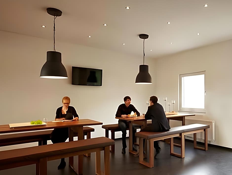 a2 HOTELS Plochingen