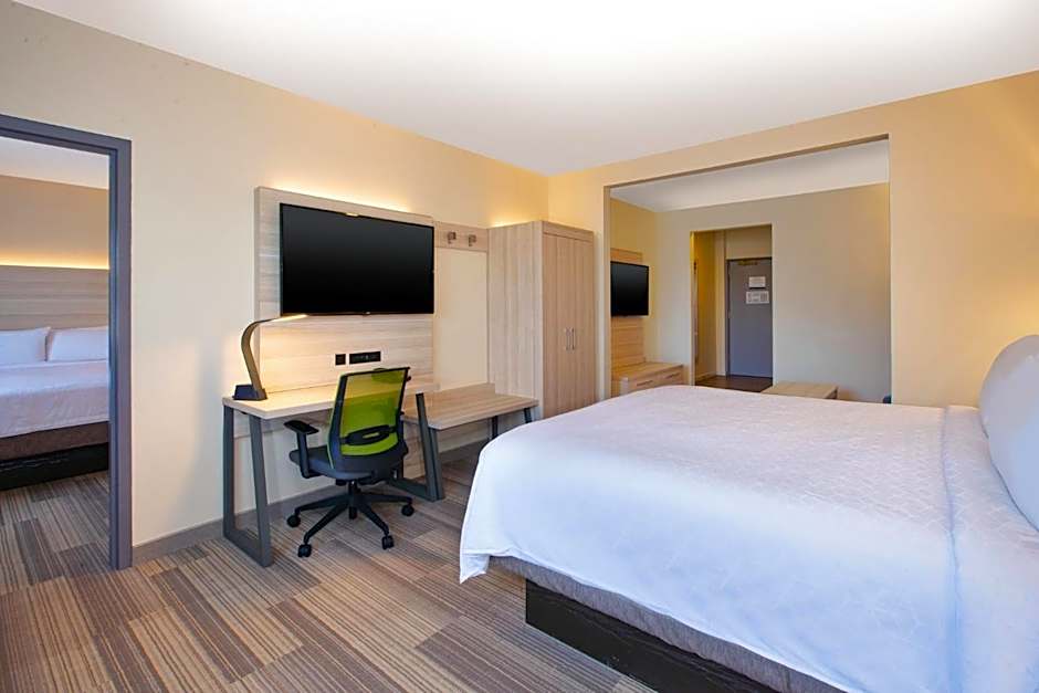 Holiday Inn Express & Suites Absecon-Atlantic City Area By IHG