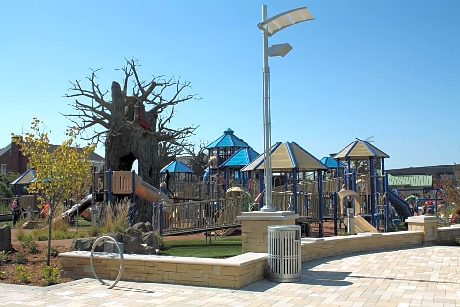 Holiday Inn Owensboro Riverfront, an IHG Hotel