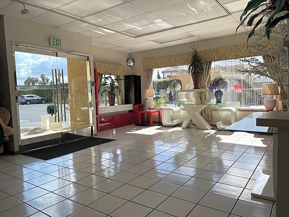 Grand Inn